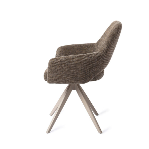 Yanai - Turn Brown - Image 26